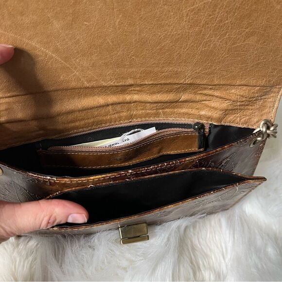 Cango and Ronaldo embossed leaf bag - Picture 7 of 12